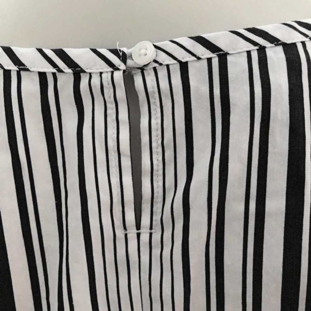 Talbots Petite XLP Black & White Striped Blouse w/ Hip Tie – Long Sleeve - Picture 5 of 7